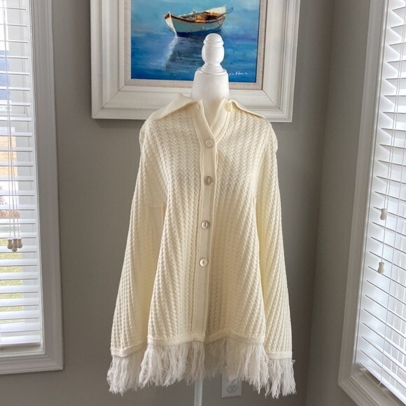 Vintage Julie Knitwear Cream Knit Poncho Fringe Sweater - Picture 2 of 9